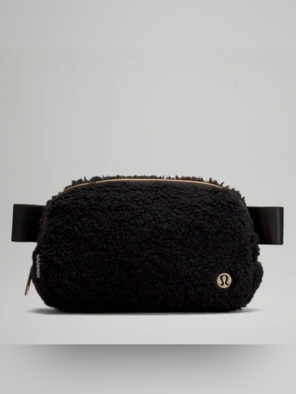 BRAND NEW Lululemon Fleece Everywhere Belt Bag in Black Color
